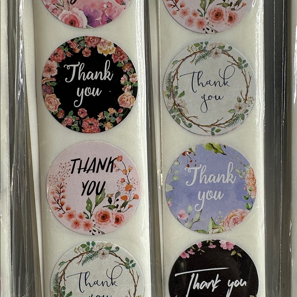 600 count 1 inch Thank You Sticker Set - Picture 4 of 5